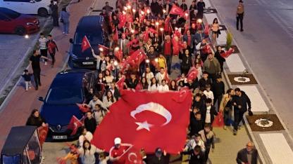 Lapseki'de 19 Mayıs coşkusu meydanlara taştı