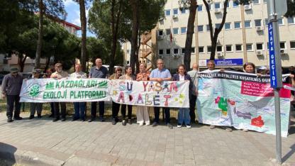 Kirazlı İçin İl Müdürlüğü Önünde Eylem! Çevrecilerden TÜMAD ve Kirazlı Projesi İçin “Faaliyet Dursun” Talebi