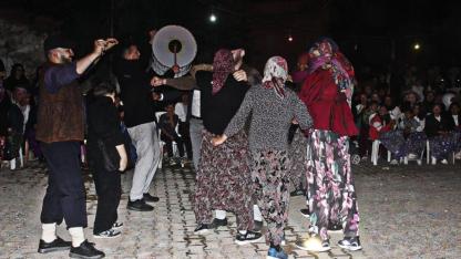 Bayramiç'te 82 yıllık bayram geleneği
