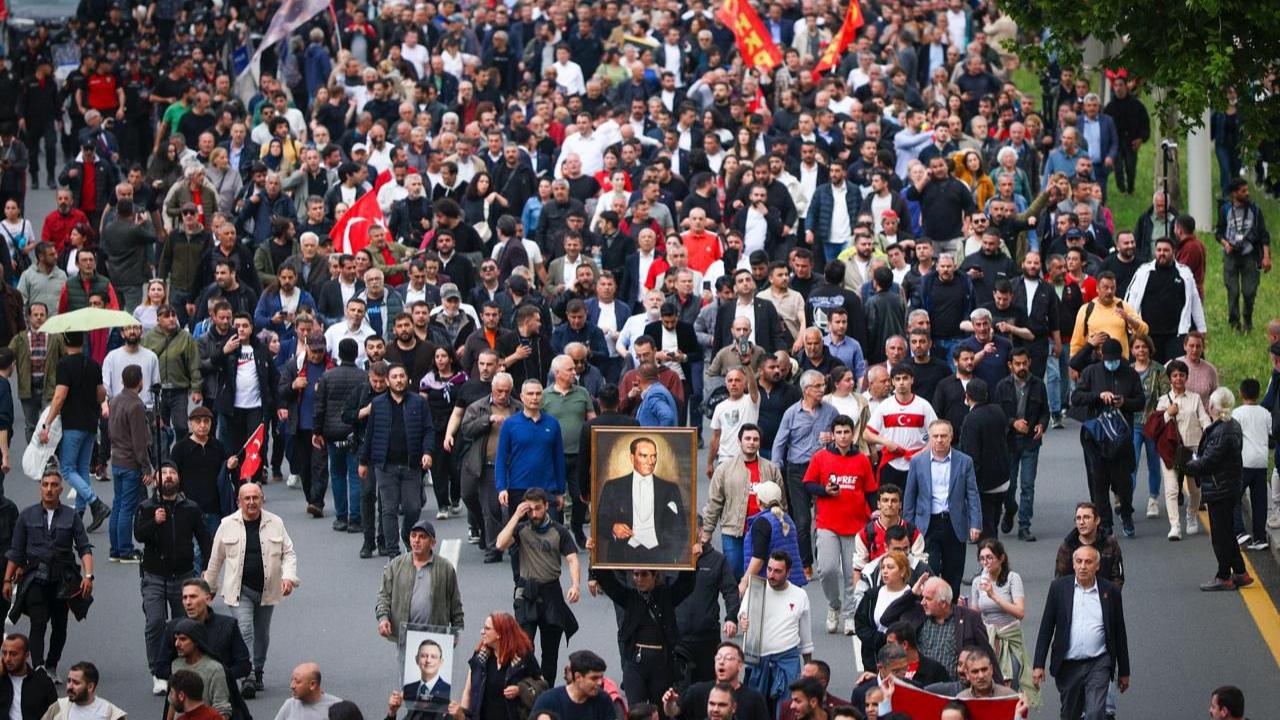 Seçimleri Kaybedince Hukuku Hatırlamak