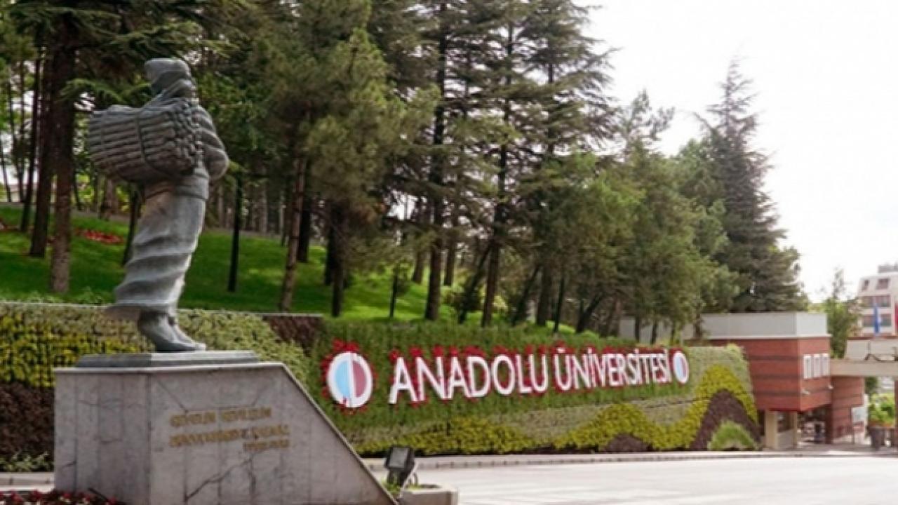 Anadolu Üniversitesi'nden Yaz Okulu Kararı! Binlerce Öğrenciyi İlgilendiren Detay Son Anda Açıklandı