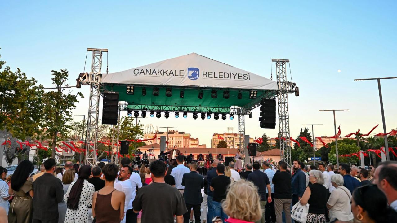 Cumhuriyet Meydanı’nın İkinci Etabı Törenle Hizmete Açıldı