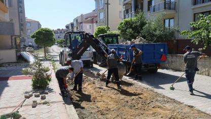 Gelibolu Belediyesi Sahada: Altyapı ve Üstyapıda Yoğun Mesai