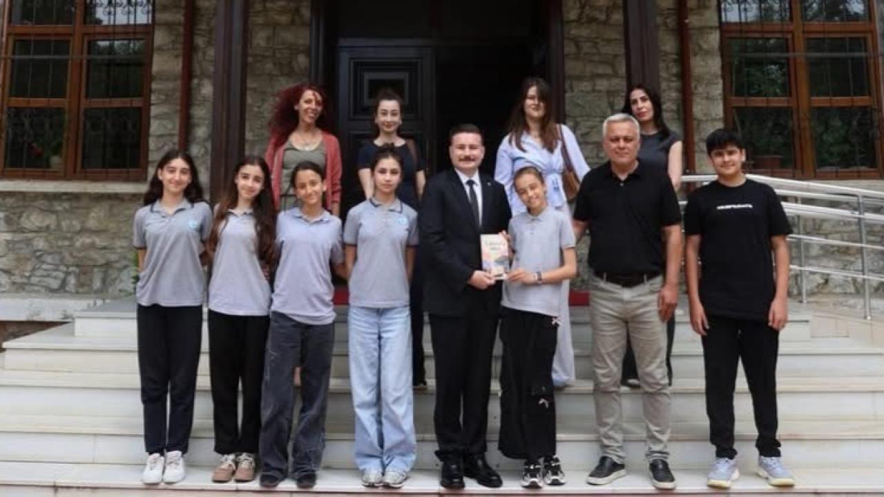 Gökçeada’da Minik Kalemlerden Büyük Başarı: 34 Öğrenci Kitap Yazdı