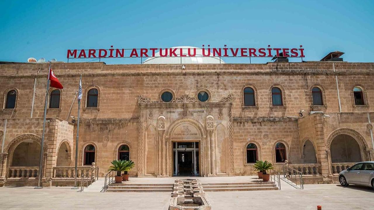 Mardin Artuklu Üniversitesi 2 Kişiyi Alacak! Şartları Duyan Şaşırıyor… Kimler Başvurabilecek?