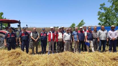 Çanakkale’de Yangın Önlemi: Eksik Ekipmanlı Biçerdöverlerin Çalışması Yasaklandı!