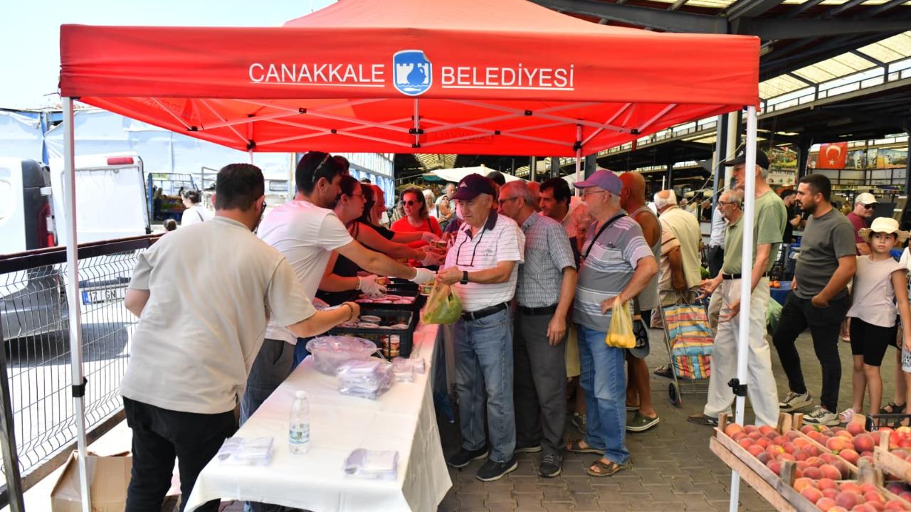 Çanakkale Belediyesi'nden Muharrem Ayında Aşure İkramı