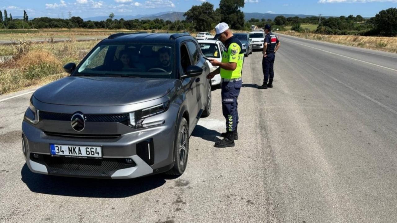 Çanakkale’de denetim şoku! 17 araç men edildi