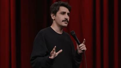 Komedyen Deniz Göktaş havalimanında gözaltına alındı