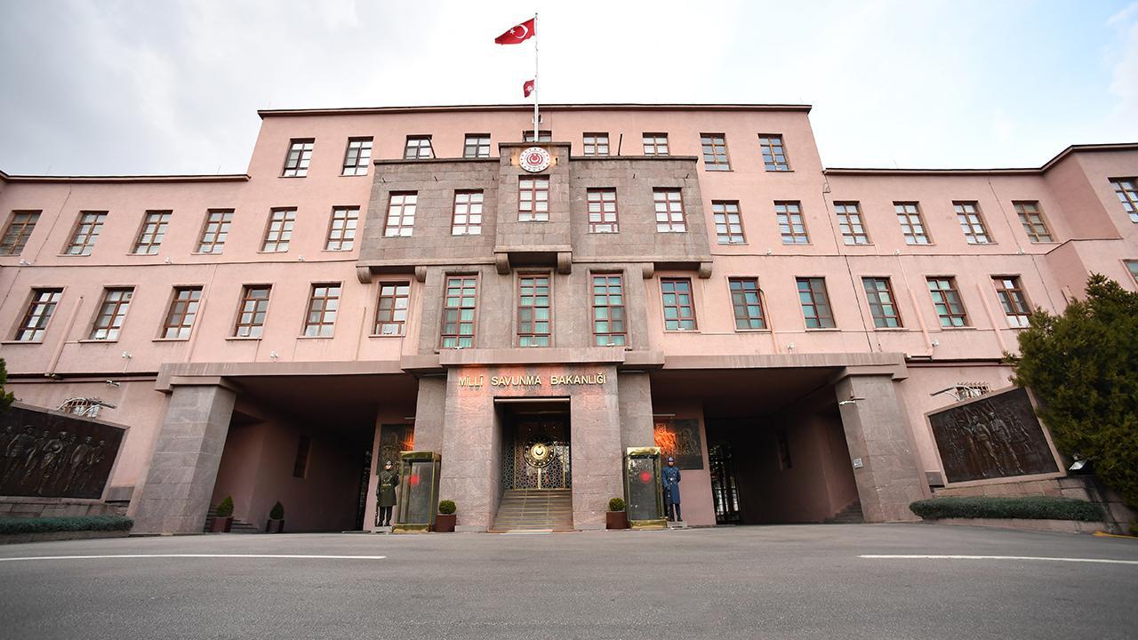 Milli Savunma’da Çifte Görevden Alma! Gece Yarısı Kararıyla Kritik İsimler Değişti