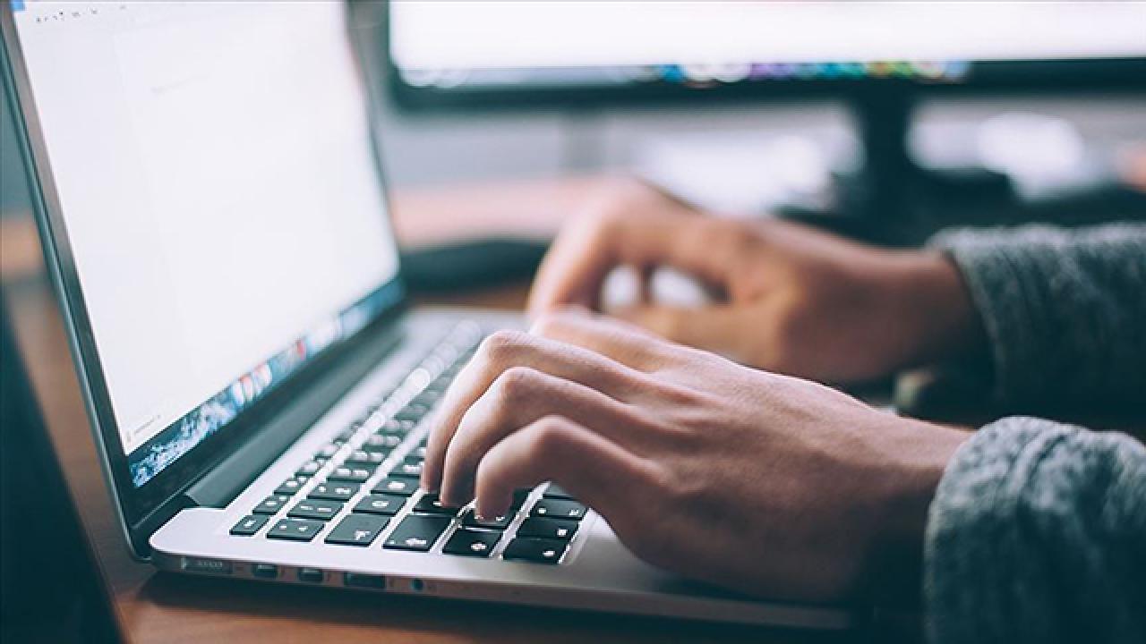 Üniversitelerde Uzaktan Eğitimde Yeni Dönem! Yetkiler Değişti, Sistem Baştan Yazılıyor